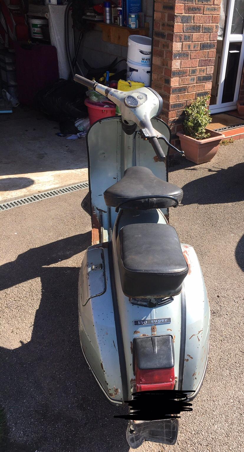 Vespa restoration project in DN3 Doncaster für 700,00 £ zum Verkauf