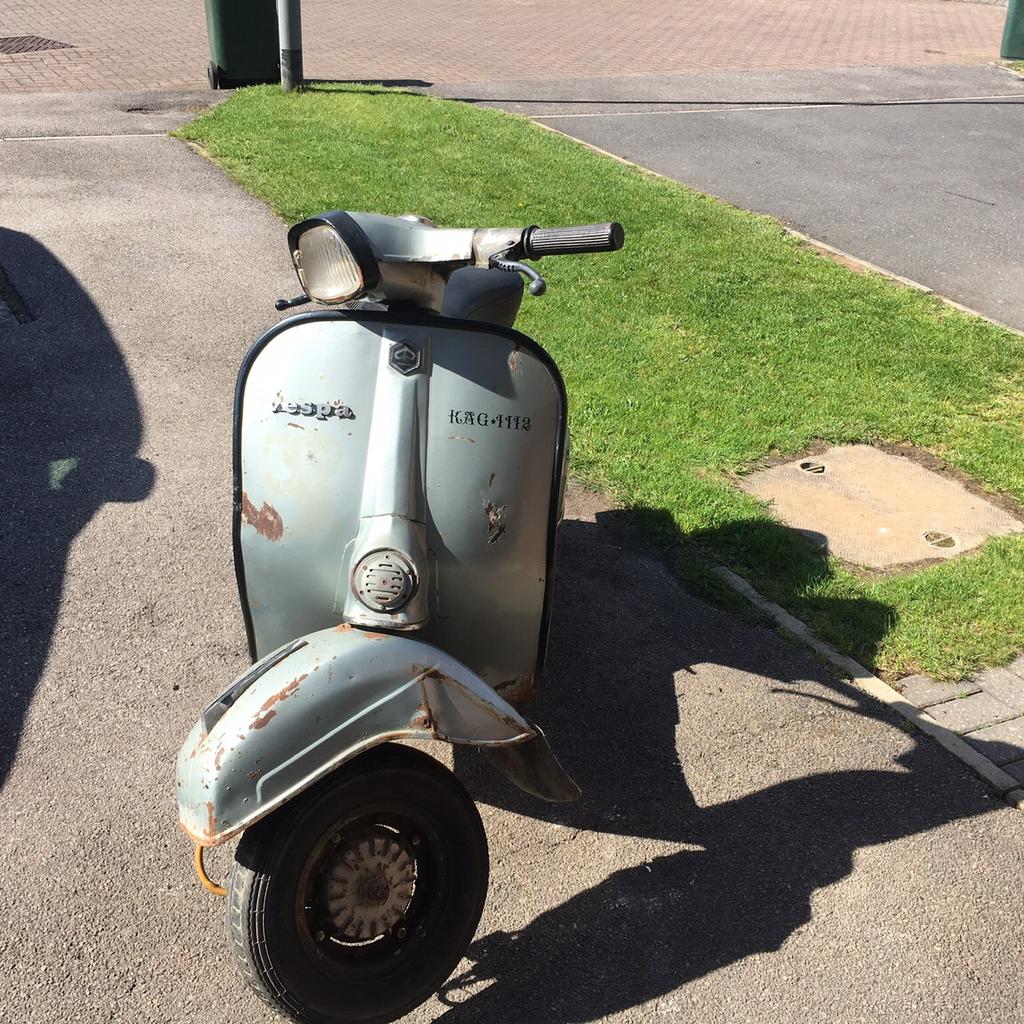 Vespa restoration project in DN3 Doncaster für £ 700,00 zum Verkauf