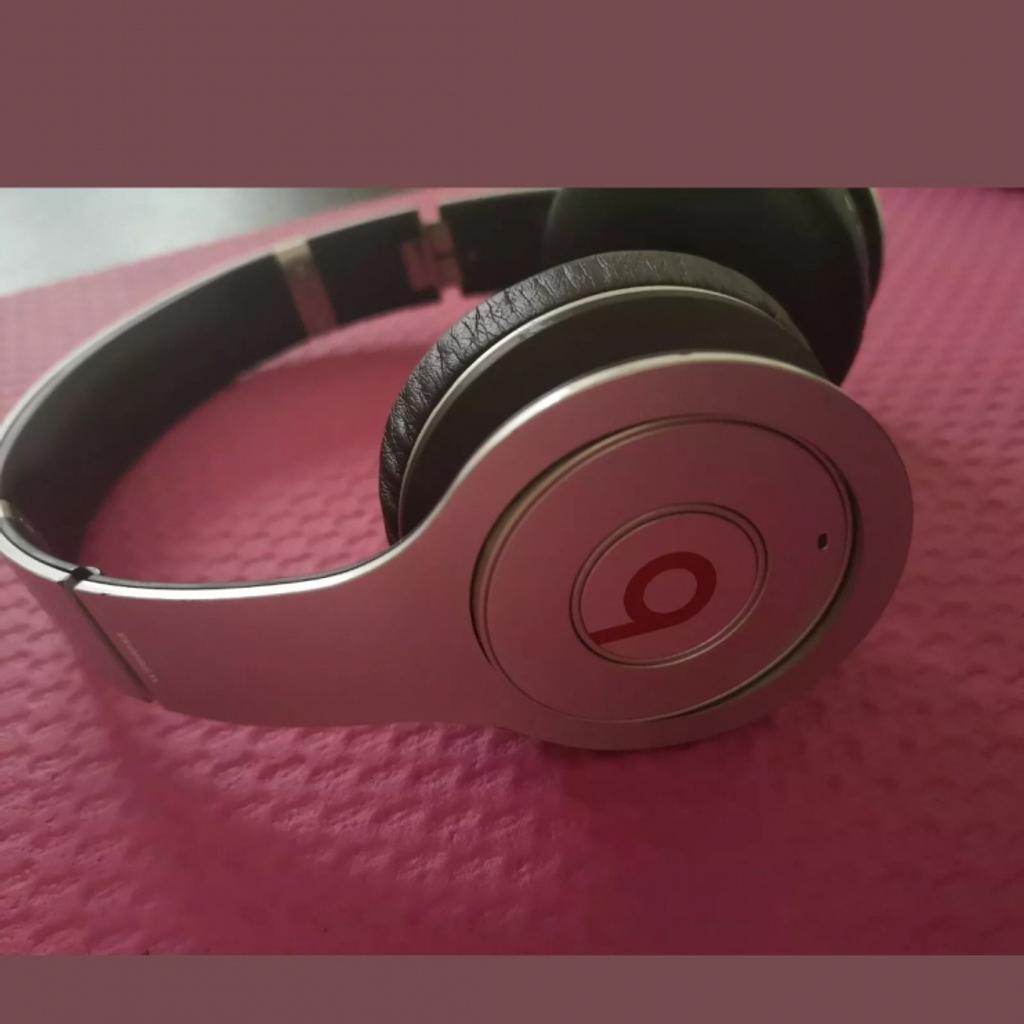 beats by dre wireless headphones in SA10 Tregof für £ 40,00 zum Verkauf