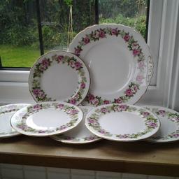 Beautiful side plates, and large cake plate .The pattern is Enchantment and is in excellent condition.
Perfect for afternoon tea.( sea my other ad for tea cups)