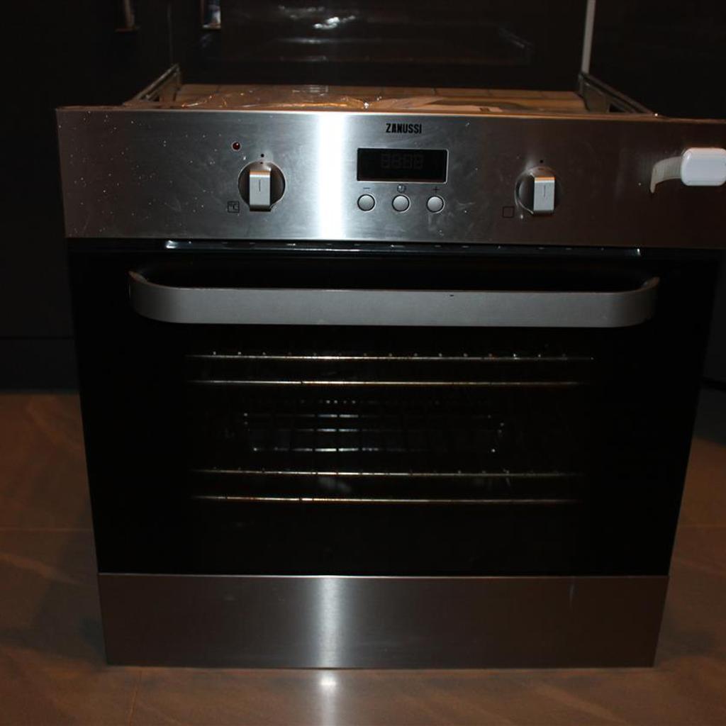 Zanussi ZOB343X Single Electric Oven in Monkston für £ 99,00 zum Verkauf Shpock AT