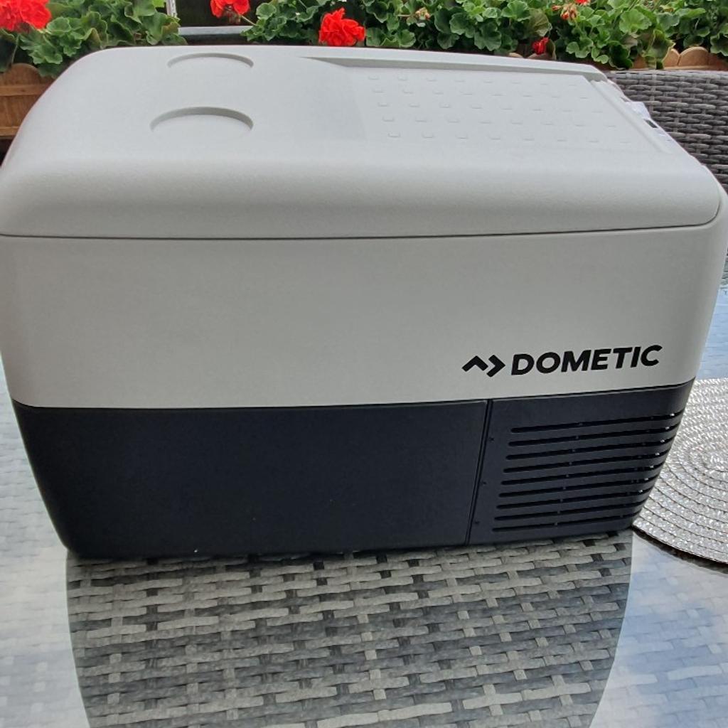 Dometic Waeco CoolFreeze CDF 36 - tragbare elektrische  Kompressor-Kühlbox/Gefrierbox mit Batteriewächter, 31 Liter, 12/24 V für  Auto, Lkw oder Boot +