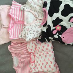 Girls baby grows
Next x4
ASDA (Minnie) x2
12-18 months
From smoke and pet free home
