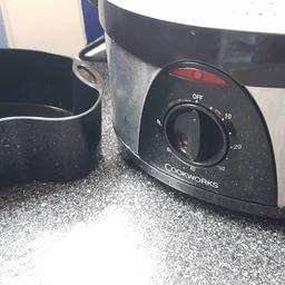 Cookworks 3 Bowl Steamer black Argos with rice cooker 
Complete and ready to cook. 
Has timer 
Collection from near Milton Keynes