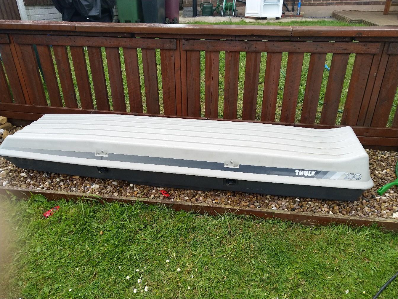 Thule 250 Roofbox in Bolsover for 40.00 for sale Shpock