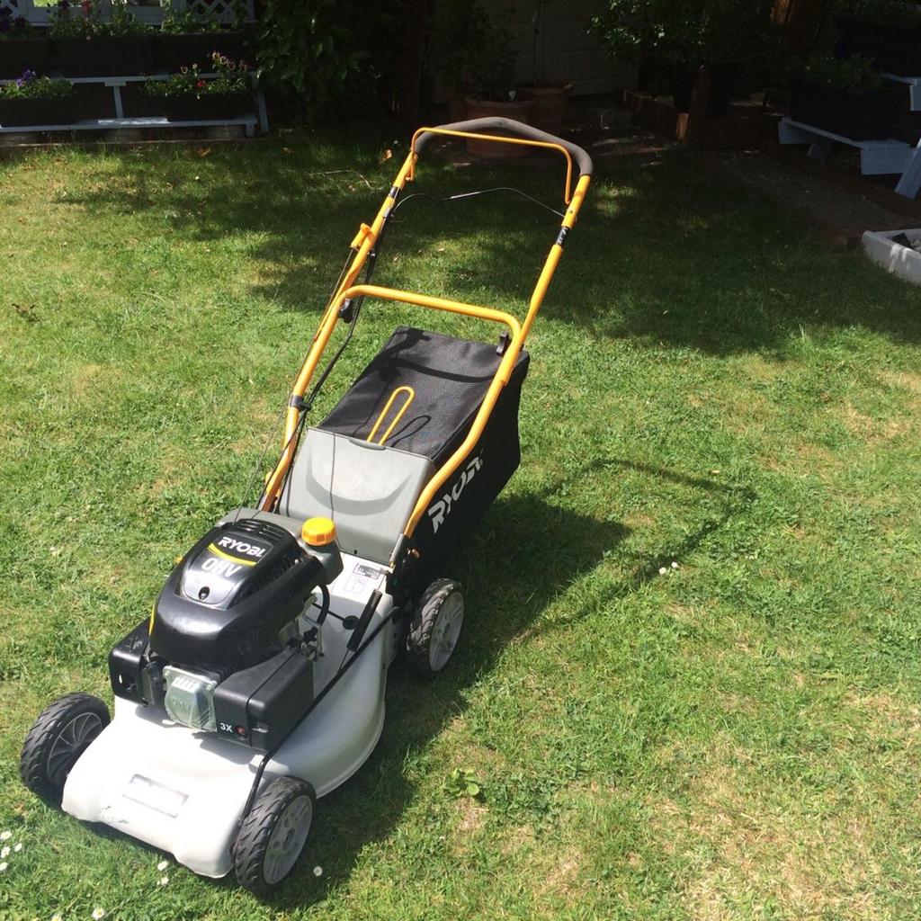 Ryobi OHV 140cc Petrol Lawn Mower in Dartford for £30.00 for sale Shpock