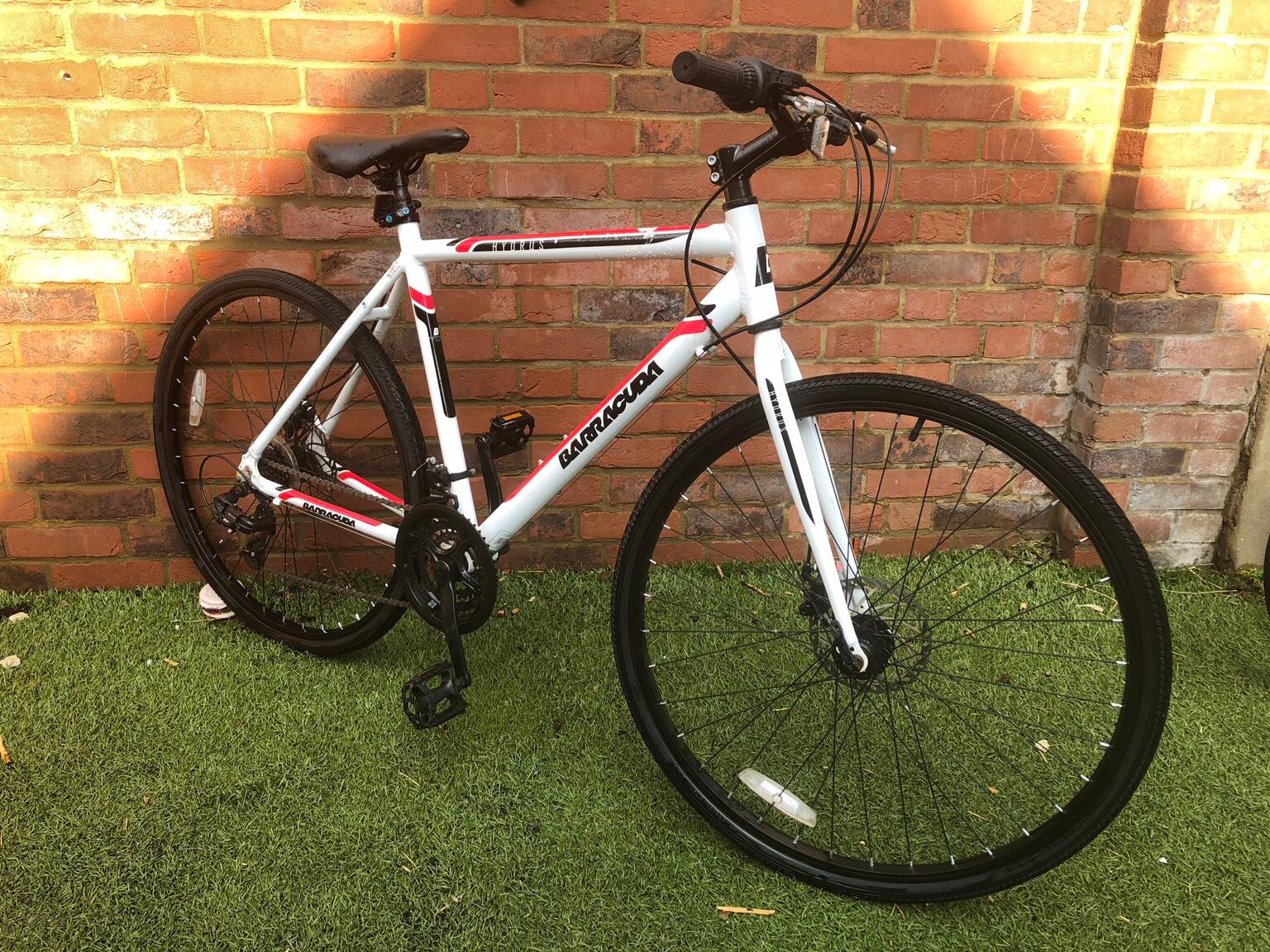 Barracuda Hydrus Men s Hybrid Bike White in SG16 Henlow for