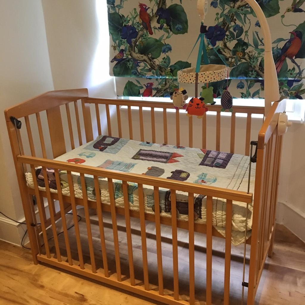 Mamas&Papas Baby Cot Bed in N16 Hackney for £50.00 for sale Shpock