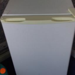 selling freezer box hardly used in good condition at CHINGFORD