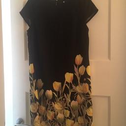 Gorgeous dress excellent condition pick up Orrell area