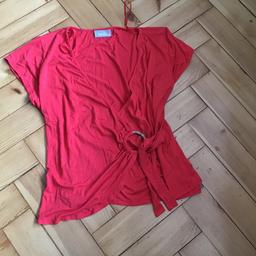 Ladies Wallis top size 18 wrap over red