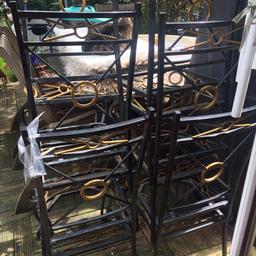 Table and 6 chairs Glass top no damage- chairs have all seats ( just taken off re storage) must collect B36- Free !