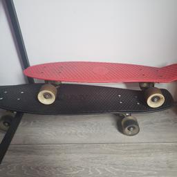 very good condition hardly been used bearings are fast and wheels spin perfect