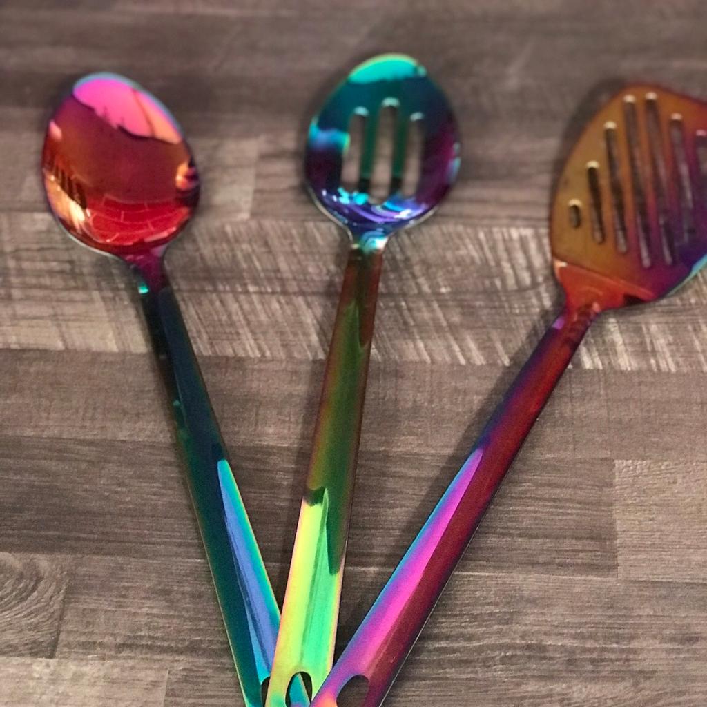 Rainbow / Iridescent Kitchen Accessories in NE28 Tyneside für £ 40,00