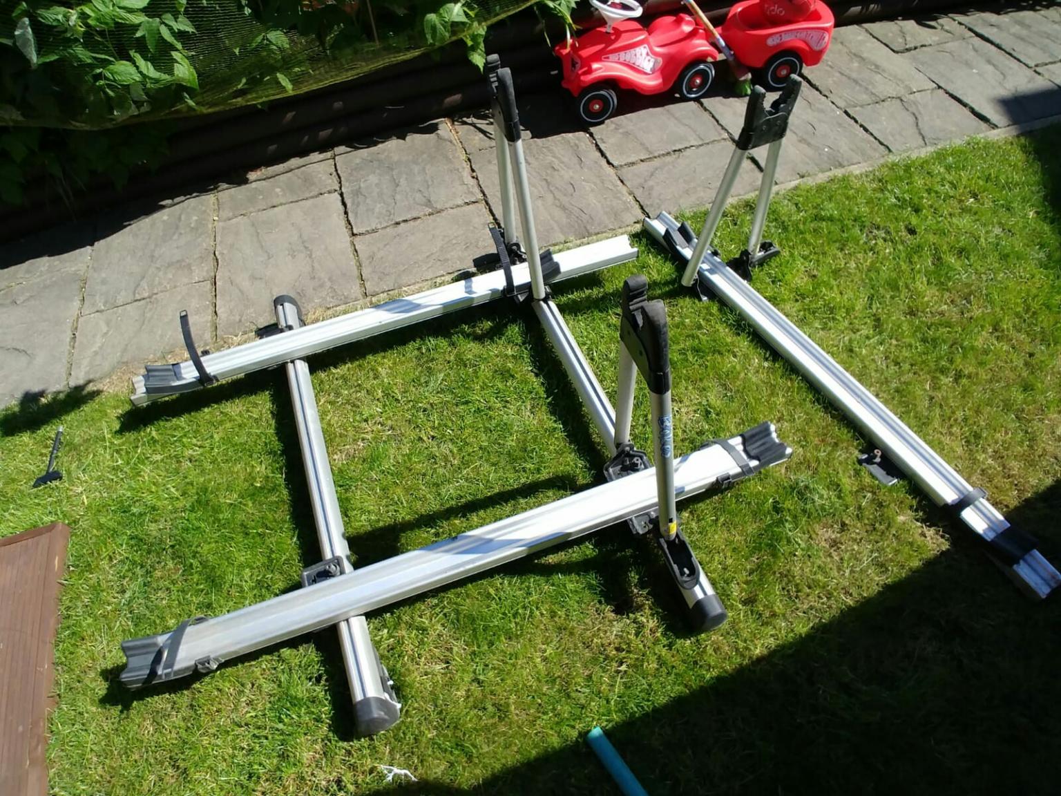 Genuine VW roof bars and bike racks in WF10 Wakefield für 50,00 £ zum ...