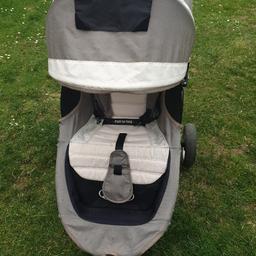 baby jogger city mini, please see photos for condition I would say good used condition. 

pet and  smoke free home