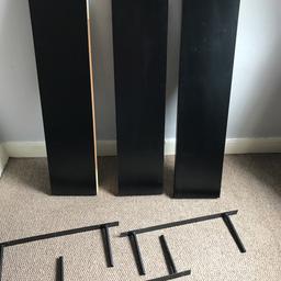 Shelf and metal bars only, screws not included

110cm x 26cm