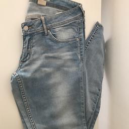 OPEN To OFFERS

Like new, H&M pale blue super lower super slim jeans.

Size: 30 x32 uk women’s 12 -14

Cleaning out my closet and MUST GO!!

Open to offers

Happy to send for additional £3 Must go
Never worn outside
