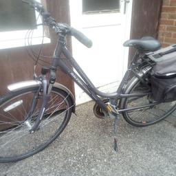 ladies 18 inch frame in good all round condition. Some surface rust on brake callipers. Has panniers.
Not been used for a while took for a spin and just slips in one gear then goes in
No Offers and must pick up within 24 hours.