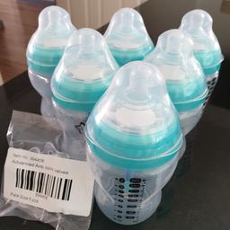 Includes:
6 x 260ml bottles with anti colic vent system and 6 new valves. 
4 x level 1 teats
2 x level 2 teats
4 additional caps with teats and vent system
