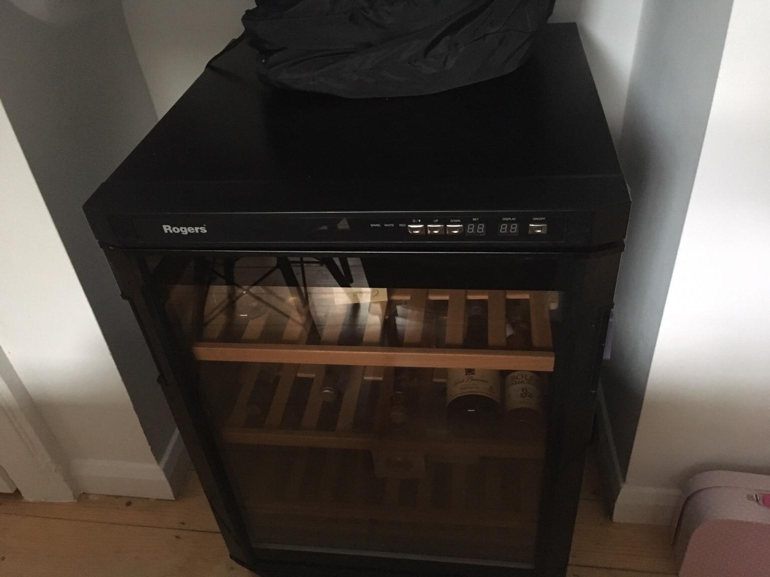 Wine fridge not working properly in NW5 London für 5,00 £ zum Verkauf