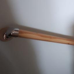 lacquered pine handrail kit with lovely chrome fixings. kit contains 4 x 1metre x 53 mm diameter lengths of hand rail 2 chrome end caps and 3 chrome connectors. The rail has a pre lacquered finish so no need to varnish. can be painted if desired.