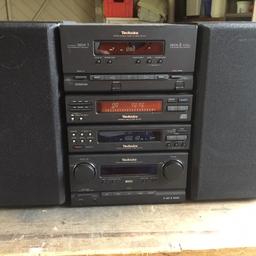 Technics Hi Fi with 2 speakers, Amplifier, CD Player, Double Cassette Player. Not working for spares or repair, working OK suddenly stopped and the Amp does not switch on.
CCPlayer