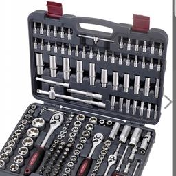 Verkaufe ein neuen Universal Steckschlüssel-Set Koffer von der Firma Kraftwerk mit 200 Teilen