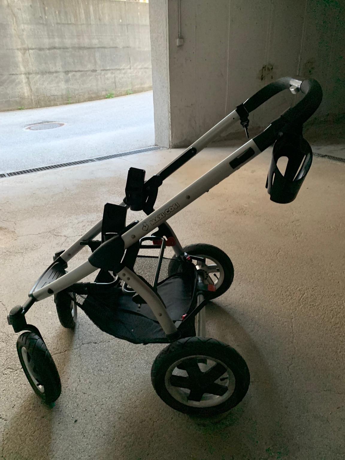 Maxi Cosi Gestell Kinderwagen in 5081 Anif fr 50,00  zum Verkauf | Shpock  DE
