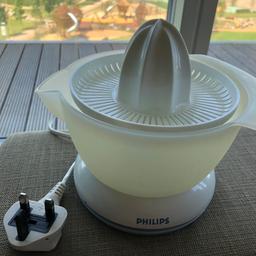 Philips citrus press, electric in a great condition barely used. Comes from pet and smoke free home. Collection only from kidbrooke station.