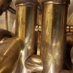im Auftrag Sousaphone zu verkaufen...Musiker kennen das Blasinstrument sicher...ähnlich einer Tuba aber leichter bei Musikumzügen...Verhandlungspreis, bitte um realistisches Angebot