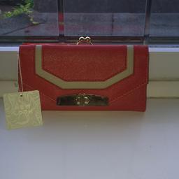 Coral pink brand new New Look purse never used from a smoke free home.