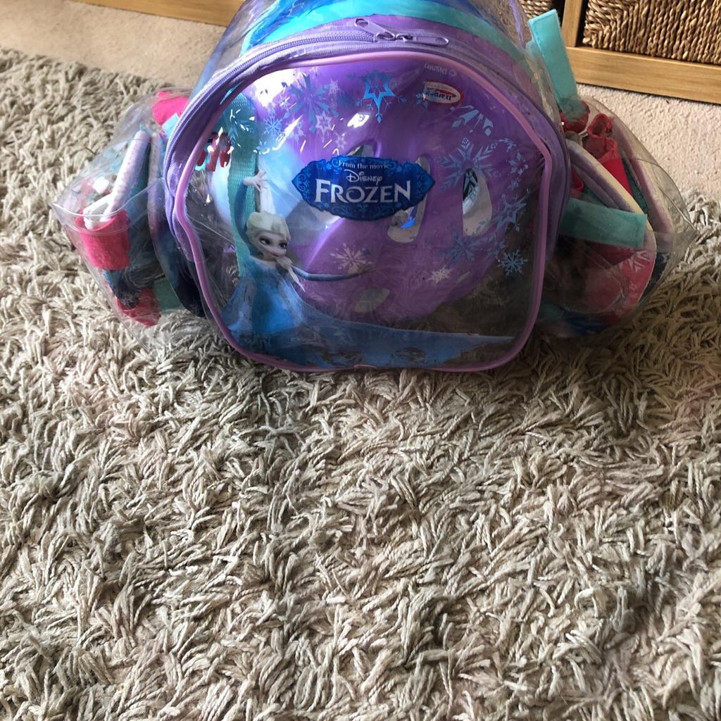 Frozen helmet, Elbow n knee pads kids in WS3 Walsall for £6.00 for sale