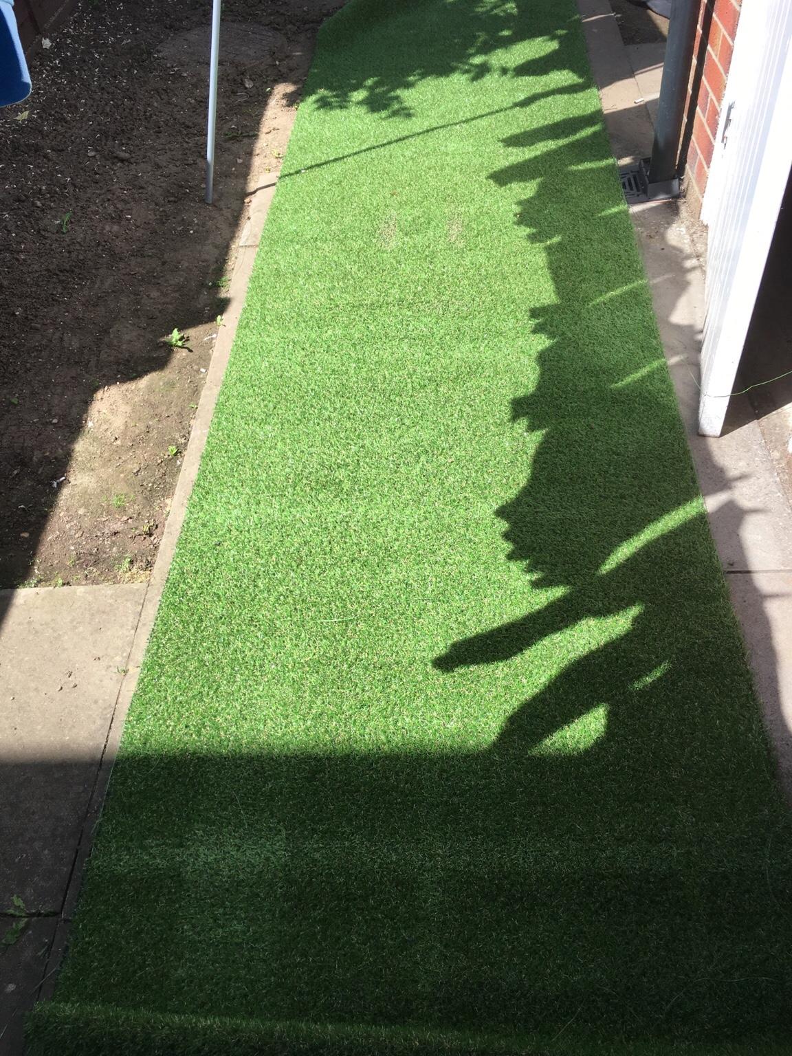 long-bit-of-artificial-grass-in-mk41-newnham-f-r-20-00-zum-verkauf