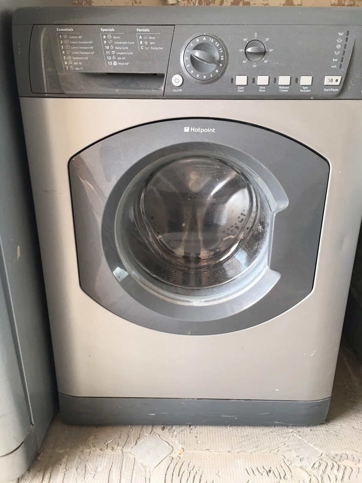 hotpoint hv8b593