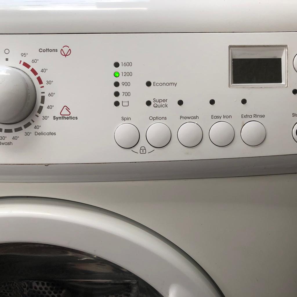 Zanussi 6kg 1600 ZWG6165 washing machine in B31 Birmingham for £15.00 for sale Shpock