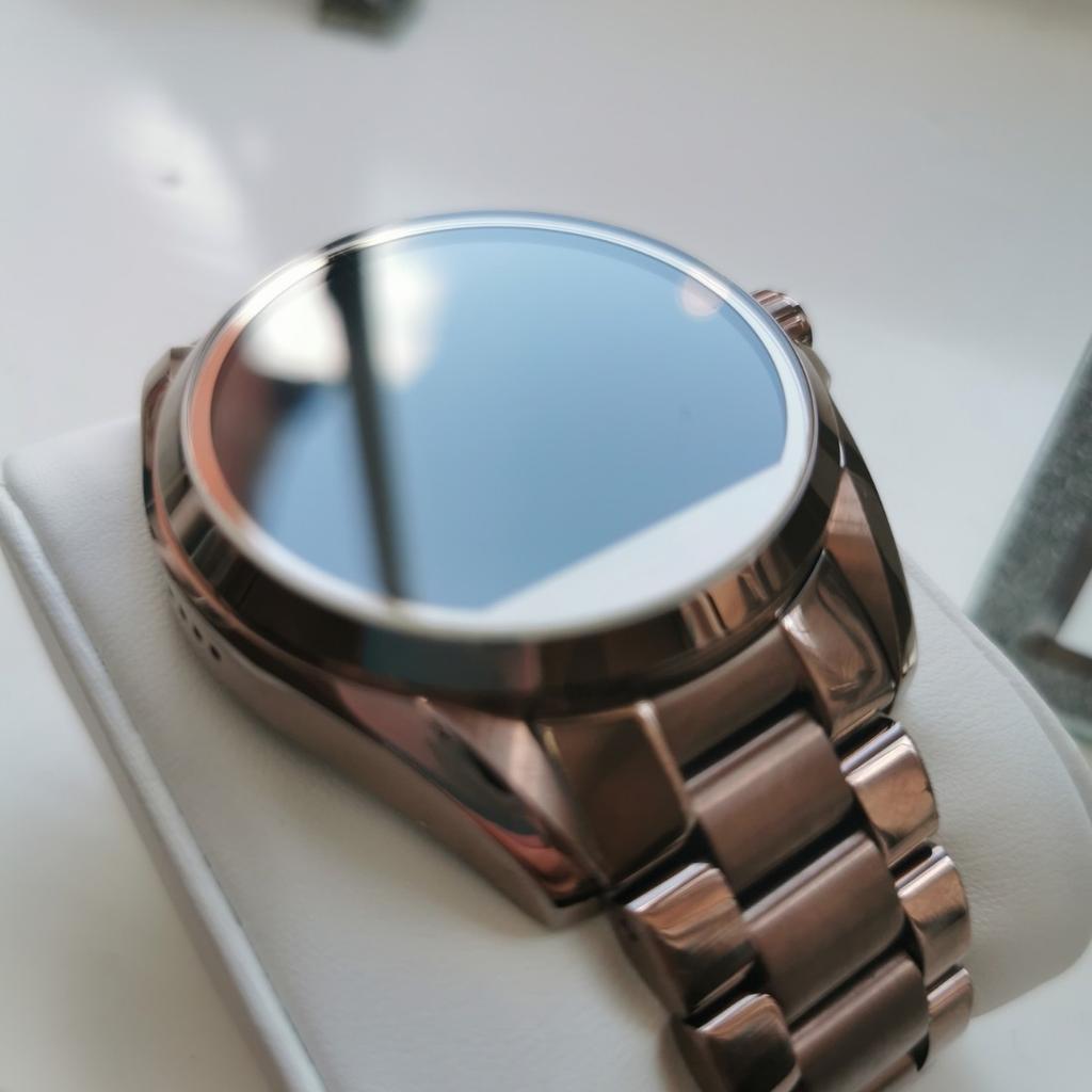 Michael kors mkt5007 on sale ladies smart watch