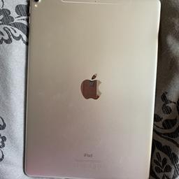 IPad Pro 10.5 2nd generation 2018 WiFi/cellular silver like new condition box, original charger and case £350