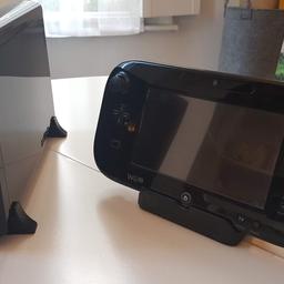 We are selling a Wii U with a french plug (english adaptor needed) in excellent condition. 
To pick up in North Kensington