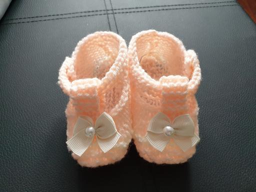 Buy & Sell West Midlands Solihull - Photos for Knittted 0/3m T Bar Shoe Peach with Pearl