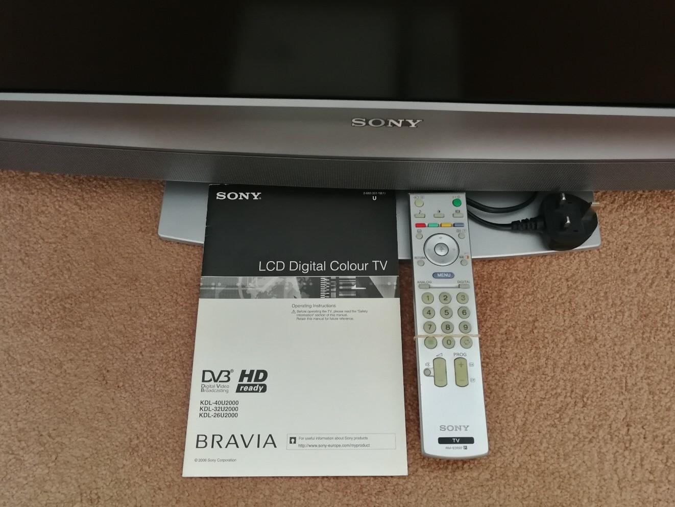 old-sony-bravia-tv-32-inch-in-br8-sevenoaks-for-20-00-for-sale-shpock