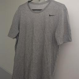 large Nike men's tshirt