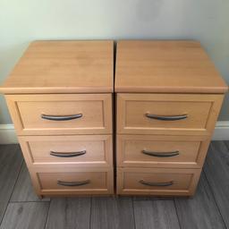 Light wood 3 draw good condition
Collection only
Hatfield