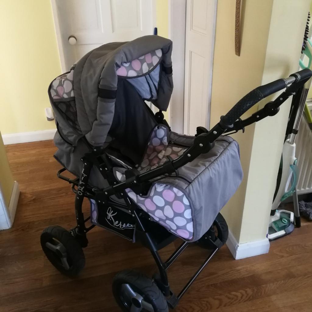 Lirdo pram clearance