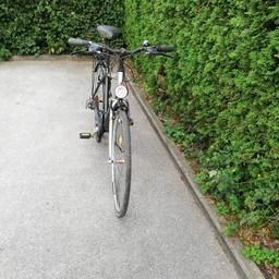 Verkaufe Citybike für Herren der Marke Dinotti, da es seit längerer Zeit nicht mehr benutzt wurde. Das Fahrrad sollte vor Gebotsabgabe besichtigt werden, da das eine oder andere repariert werden sollte.