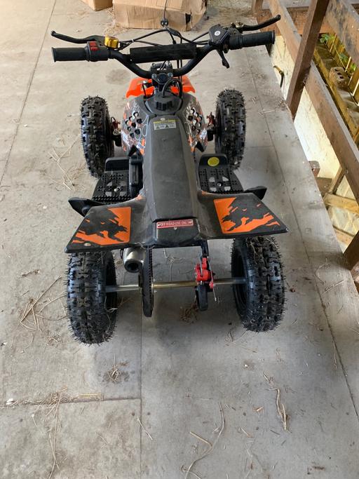 Vehicles Liversedge Kirklees - Photos for Kids quad