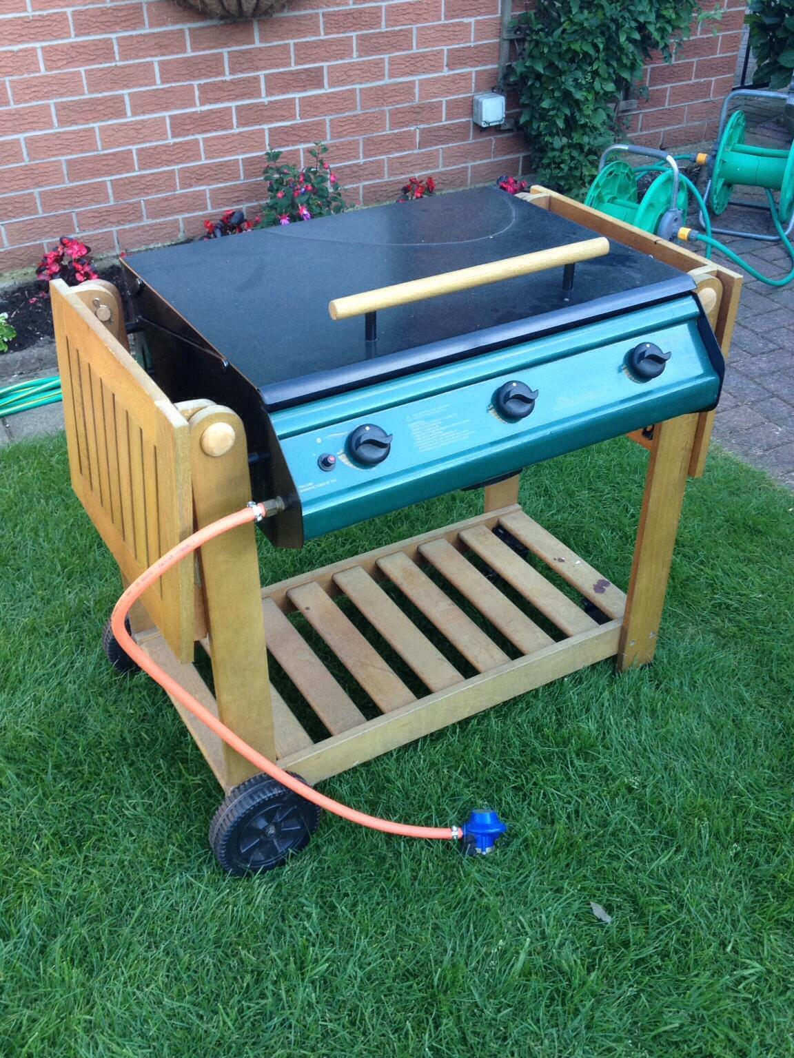 gas-bbq-3-burner-in-doncaster-for-60-00-for-sale-shpock