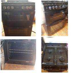 double oven dual fuel cooker brought from argos about a year and half ago, still available in there now as shown in photos for £370
only selling due to upgraded to a range
excellent condition all details are in the photos, pick up harold hill
£100