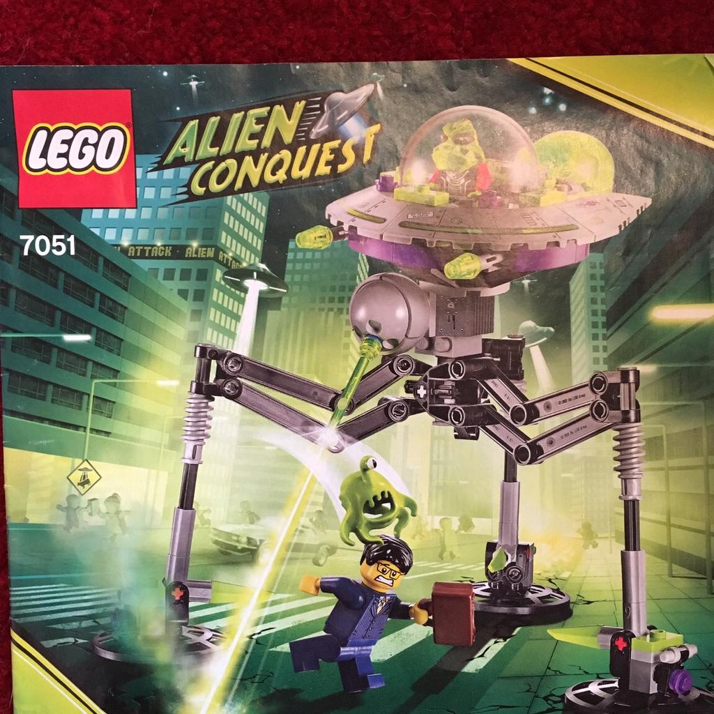 Lego alien best sale conquest 7051