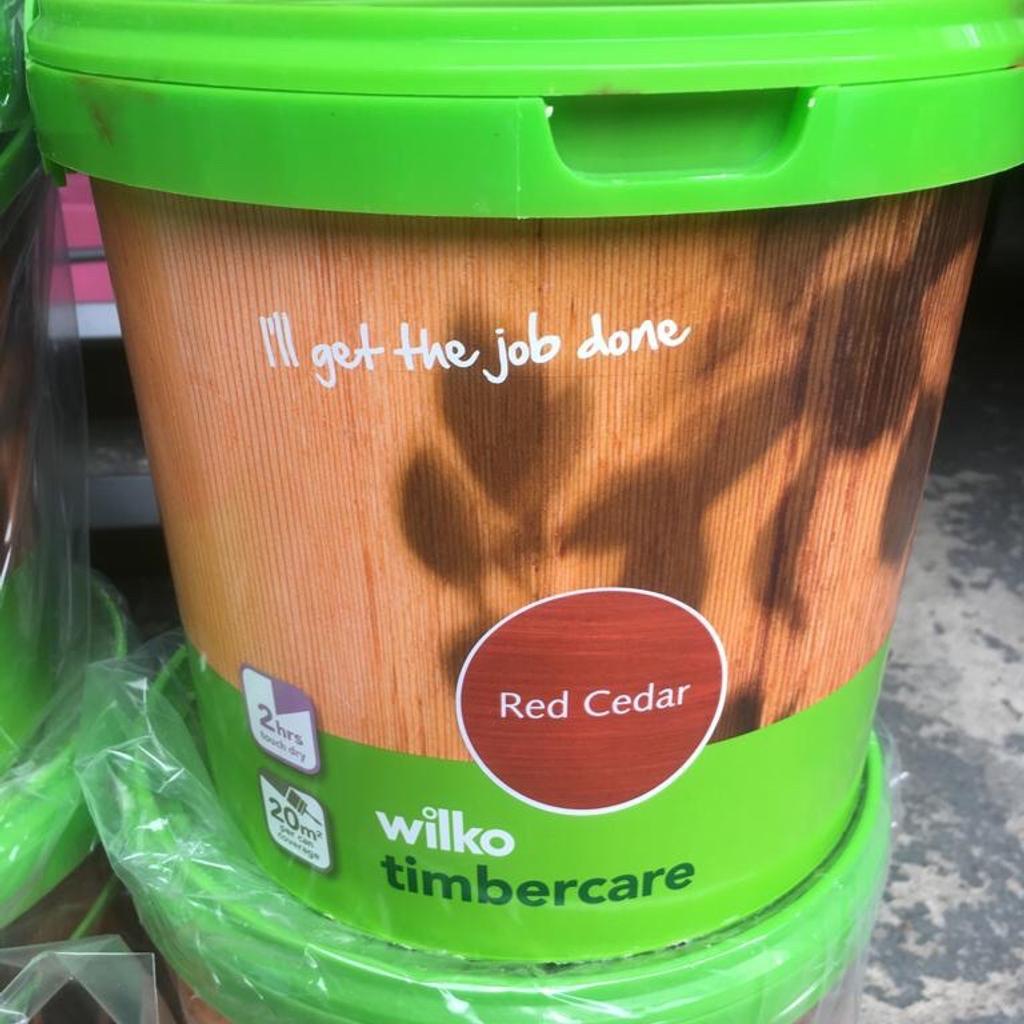 Wilko Red Cedar fence paint in Doncaster for £10.00 for sale Shpock